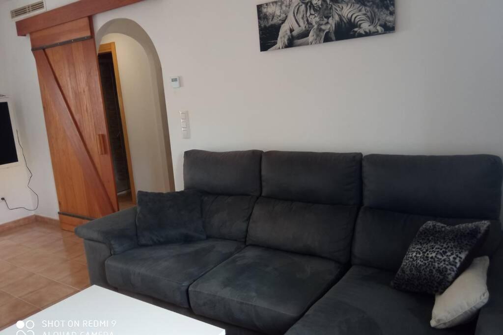 Loft Alquiler Alcalali Apartment Luaran gambar