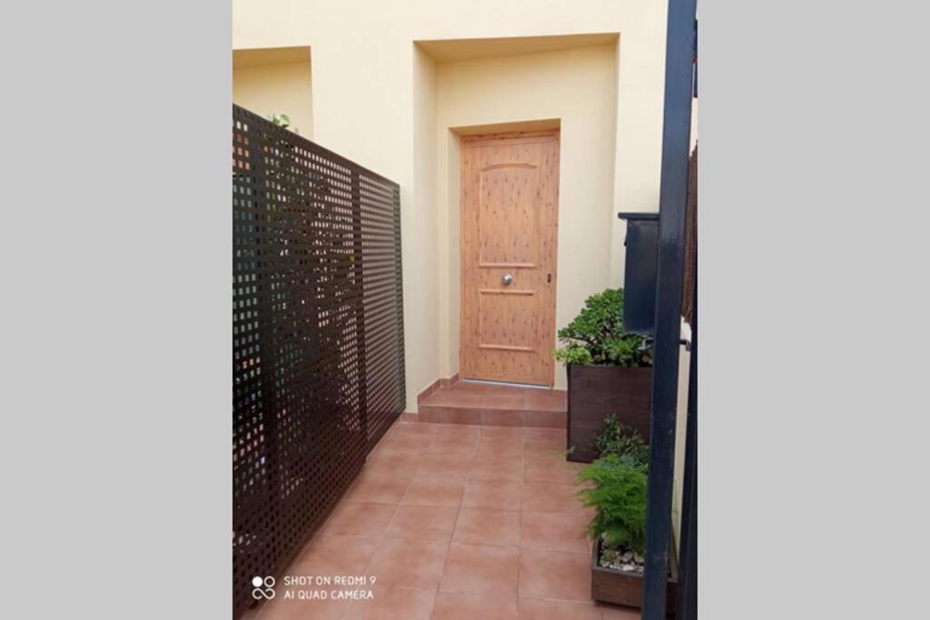Loft Alquiler Alcalali Apartment Luaran gambar
